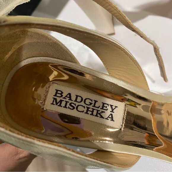 Badgley Mischka Women's Kim Heeled Sandal Bow Block Heel Ivory Satin Size 7.5 - Picture 5 of 7